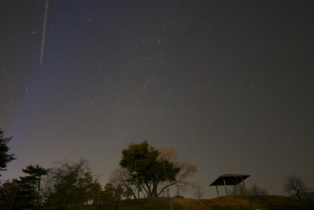 小諸高原美術館からの星空