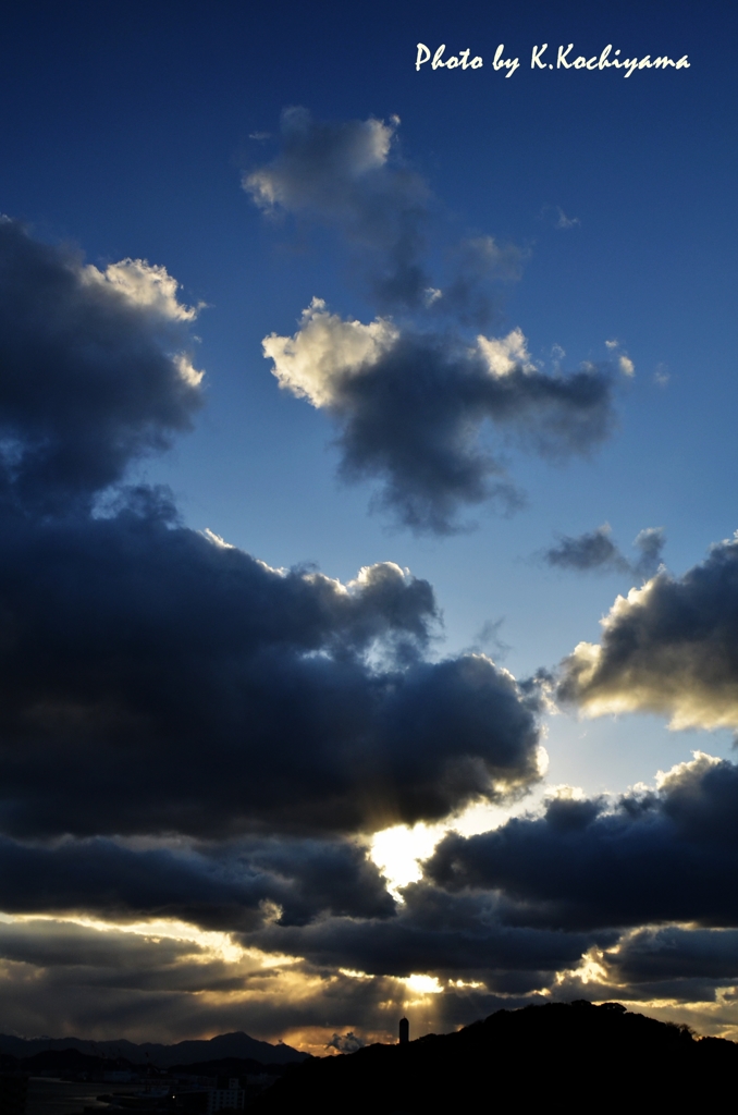 積み重なる雲