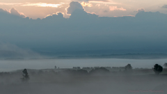 Misty September 8 仄光
