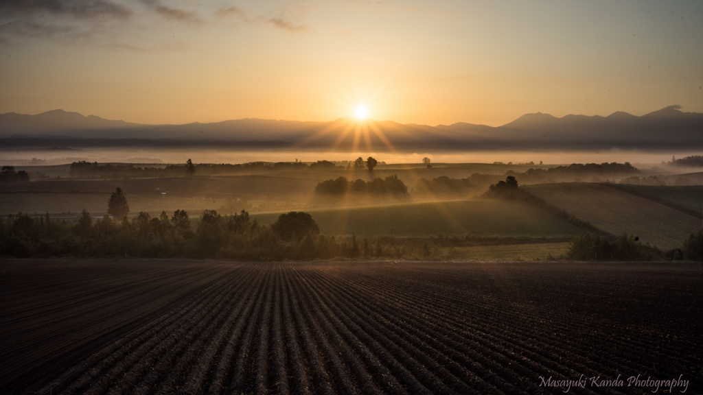 Misty September 26 霧丘の日の出