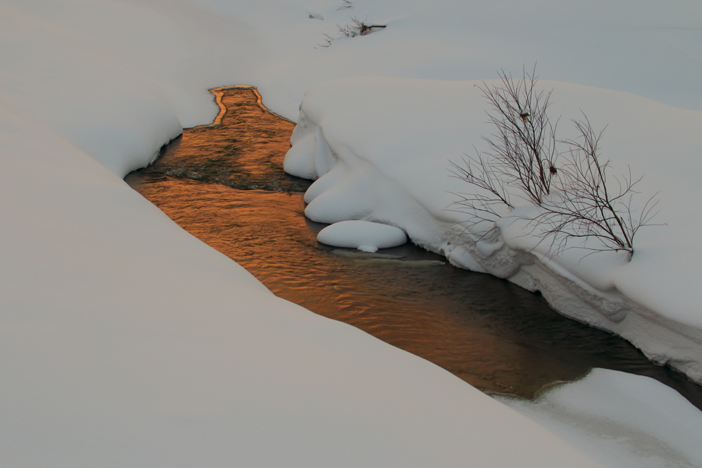雪の川
