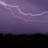 雷石川