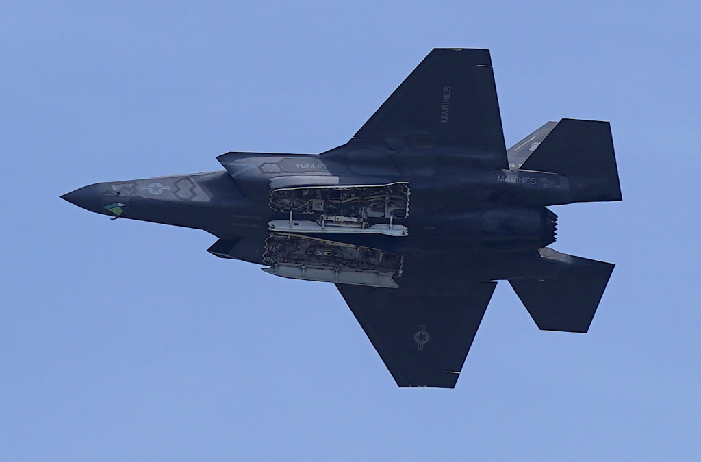 F-35Bウエポンベイ開いて   米海兵隊岩国航空基地フレンドシップデー2019