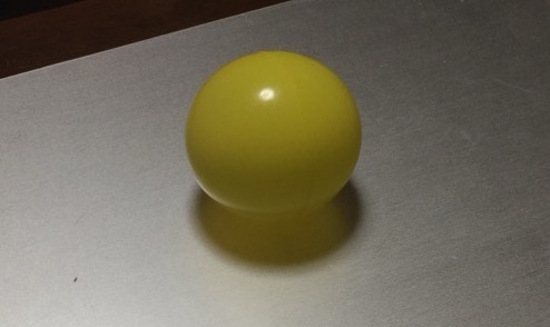 AKBライブステージ投げ入れボール