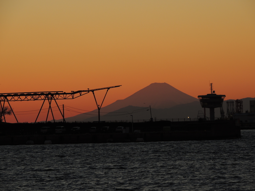 富士山     千葉みなとから
