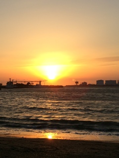燃ゆる夕陽