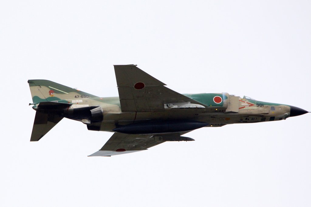 RF-4