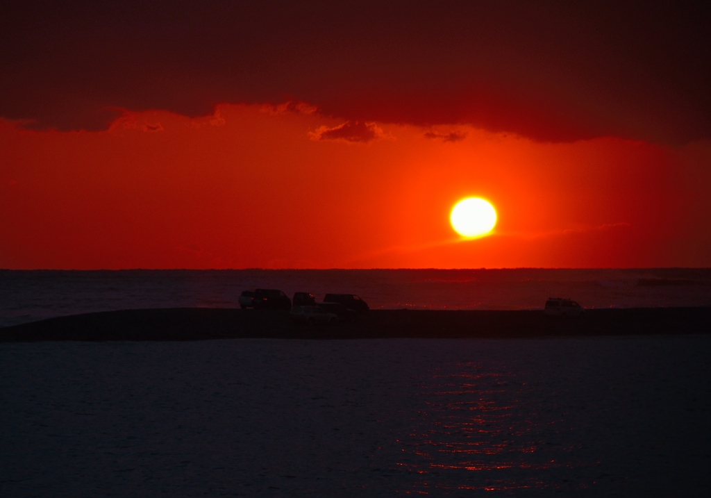 夕焼けを楽しむひとたち