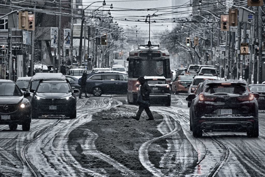 雪降る街にて