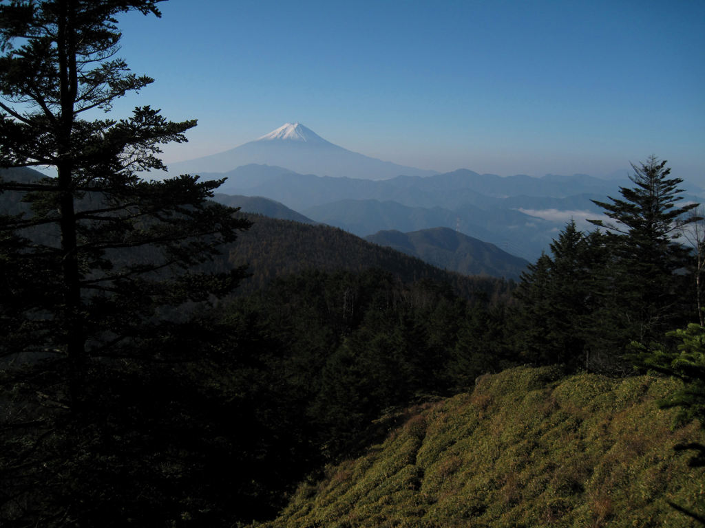 牛奥ノ雁ヶ腹摺山（山頂）