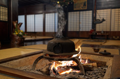 囲炉裏端