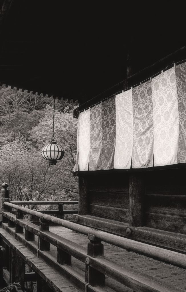 長谷型灯籠　～長谷寺～