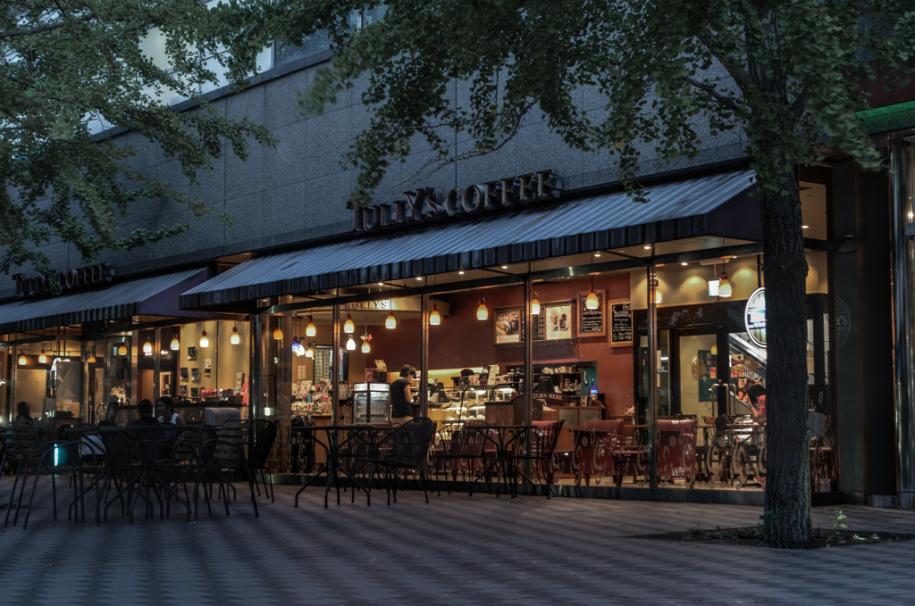 TULLY'S