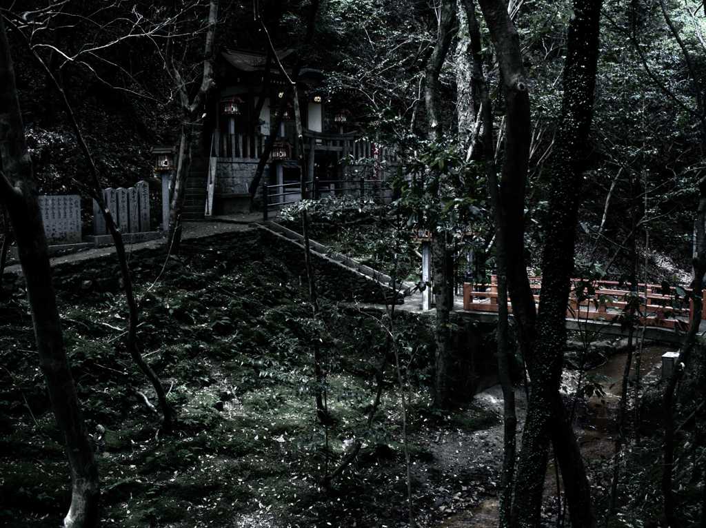 奥之院 ～霊山寺～