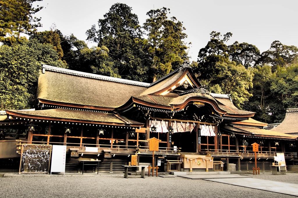 拝殿　～大神神社～