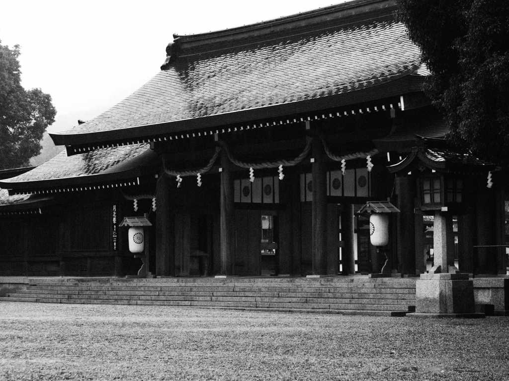 雨の橿原神宮