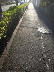 坂道を歩きつづける