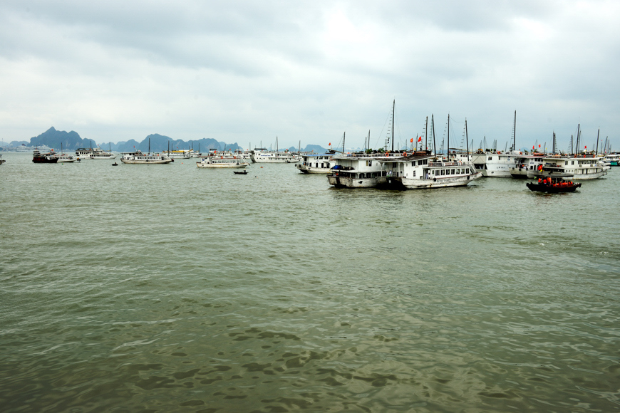 Ha Long Bay 1
