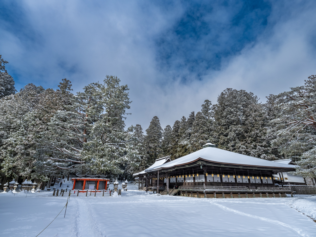 高野山・雪の日
