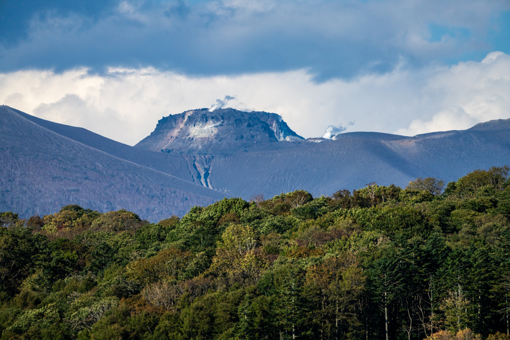 ウポポイから見た樽前山
