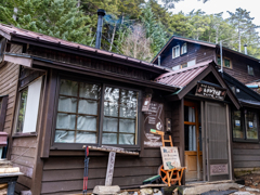 しらびそ小屋に到着