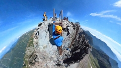 北アルプス縦走・槍ヶ岳山頂、動画からの切り出し