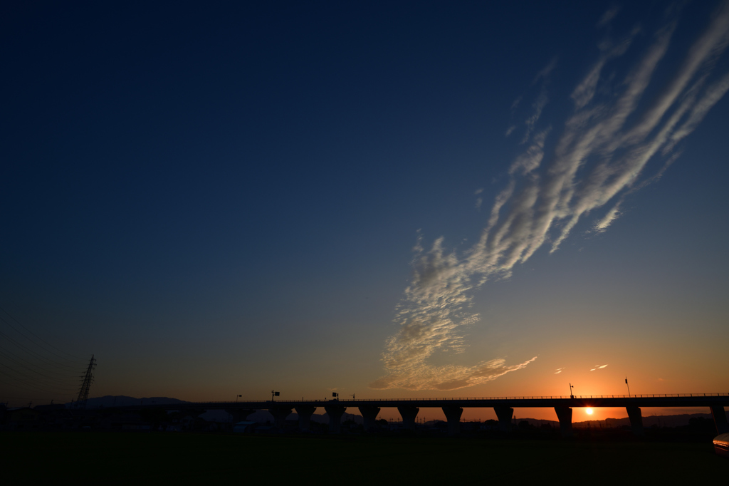 秋・大和の夕陽