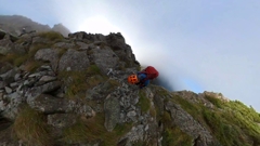 北アルプス縦走・大キレット 滝雲の中へ 動画からの切り出し 北アルプス縦走・大キレット 滝雲の中へ 動画からの切り出し