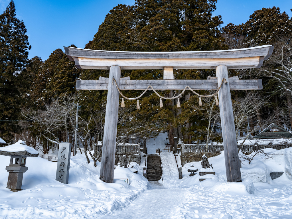 戸隠神社中社