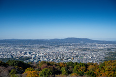 若草山の頂上から・奈良市街と平城宮跡、生駒山