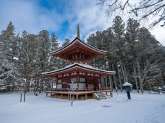 高野山・雪の日