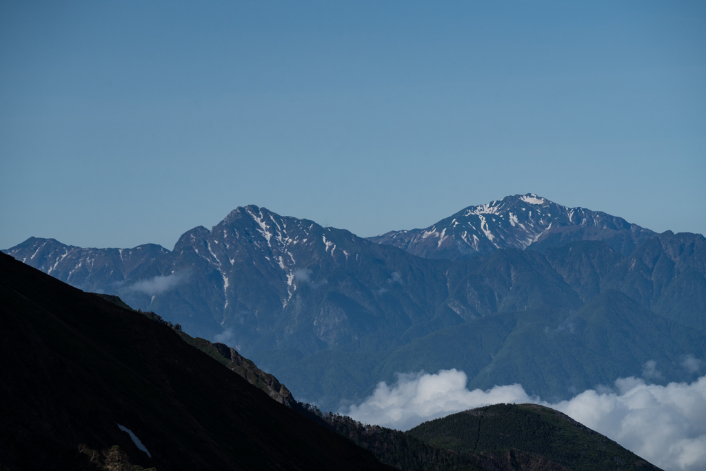 八ヶ岳・横岳より甲斐駒と仙丈ケ岳