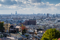 石切からの風景・東大阪市街、左に阿倍野ハルカス、右奥にWTCビル