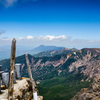 赤岳山頂から・硫黄岳と奥に蓼科山