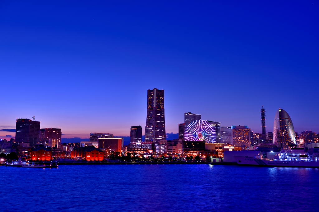横浜