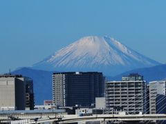 社会に溶け込む富士山