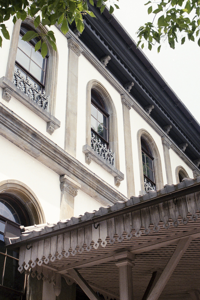 龍谷大学大宮学舎本館