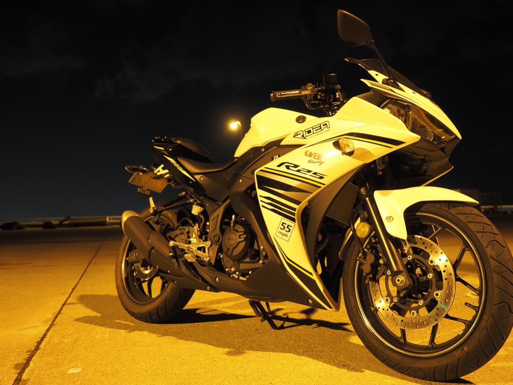 YZF-R25