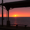 伊予灘に沈む夕日