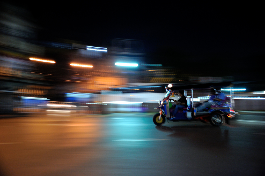 Run Through The Night Of Bangkok