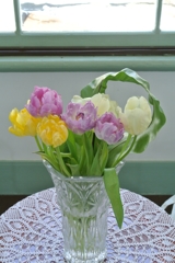 table flower