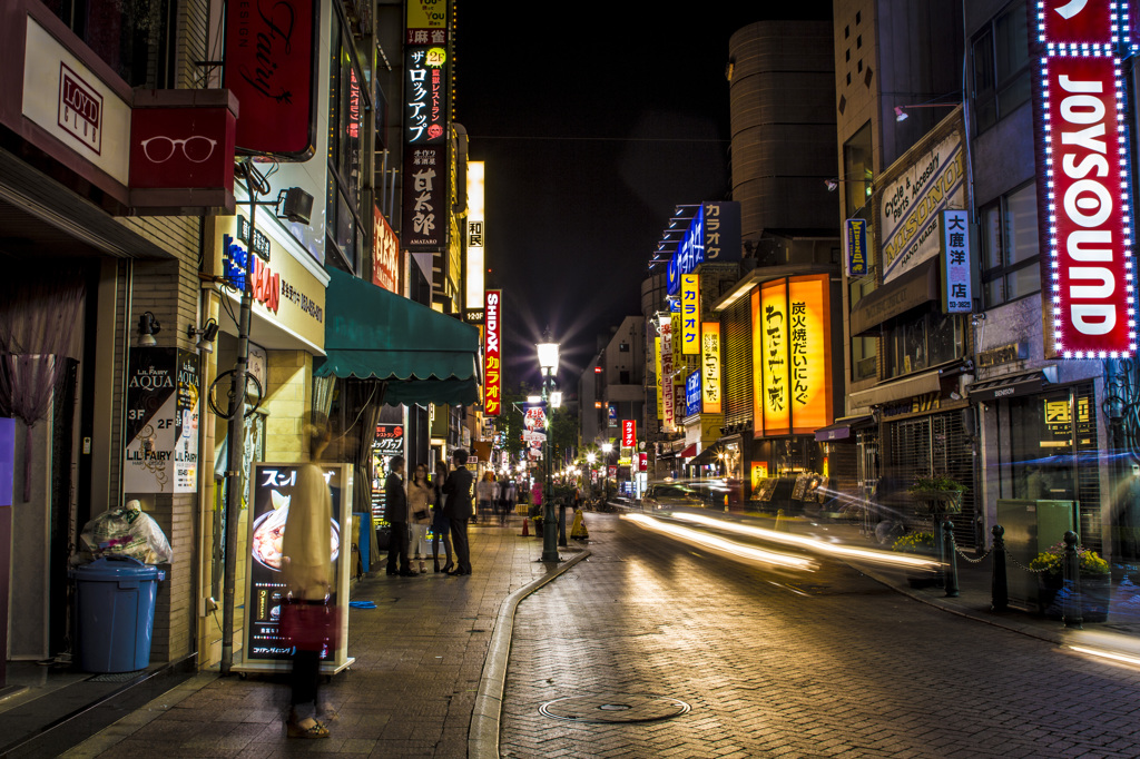 地方都市の夜