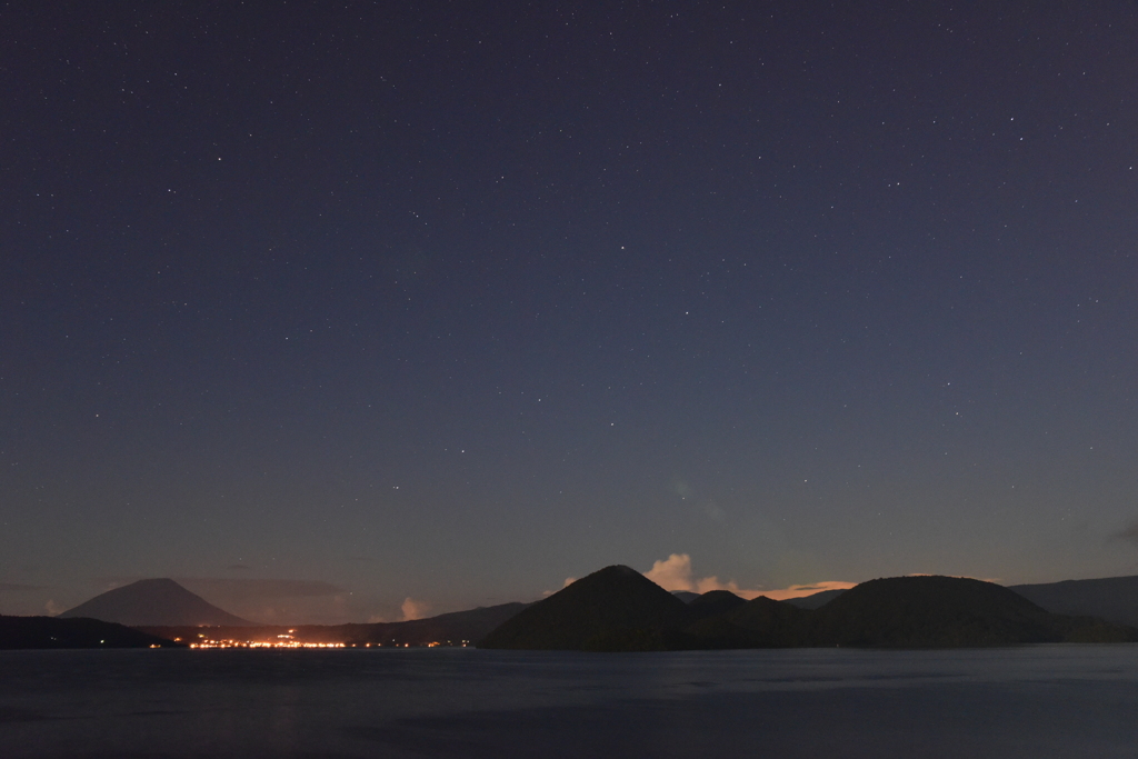 洞爺湖と北斗七星