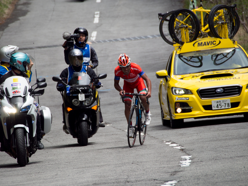 Nature「来たー！トップ・あと200M」