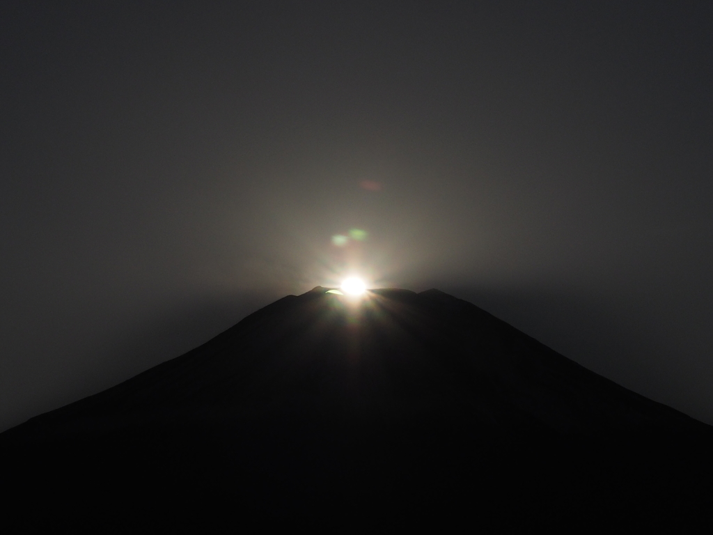 Nature「山中湖ダイヤモンド富士」