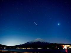 3205CB1E-9B23-4504-B066-62CA345518FD