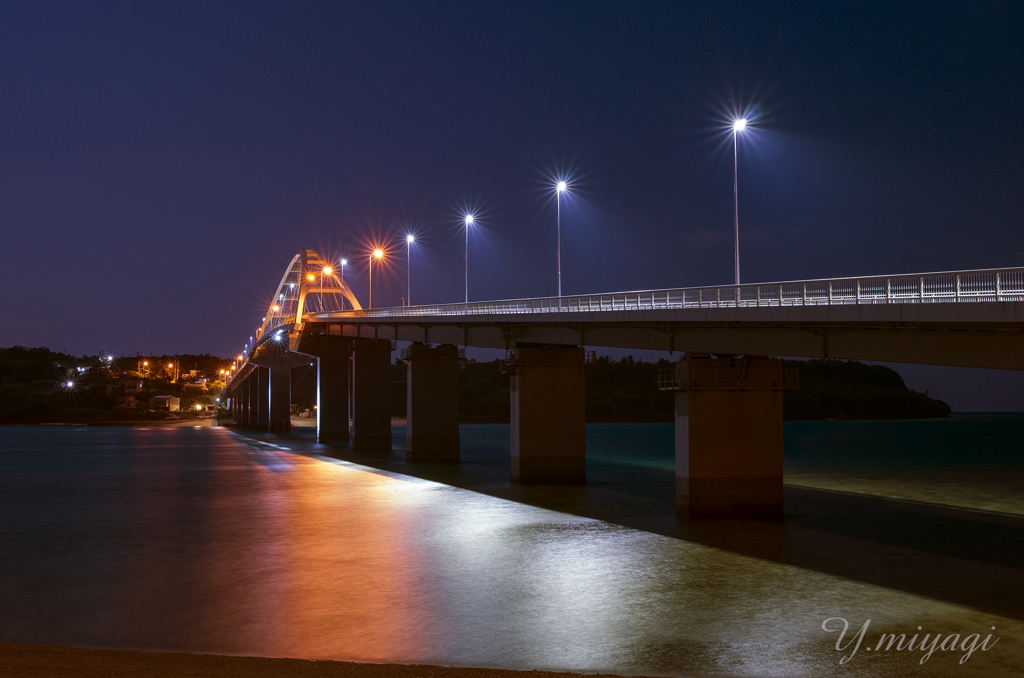 瀬底大橋