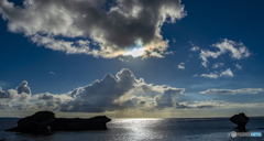 彩雲と海の風景