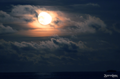 RIGING MOON