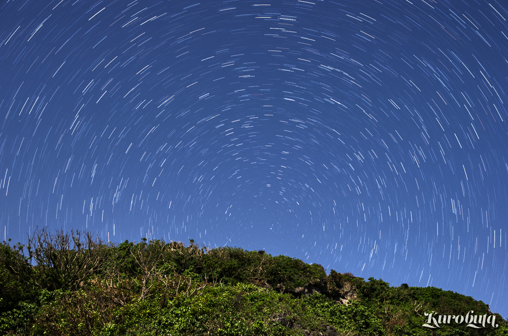 星景写真　月明かりの海岸にて